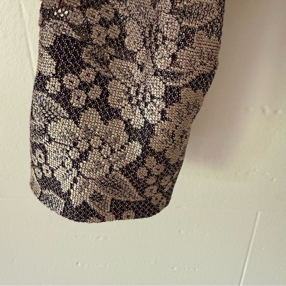 Vintage Floral Mesh Blouse - Picture 4 of 10